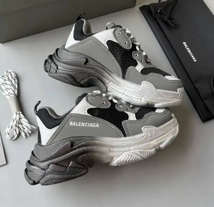 hype Balenciaga Sneakers