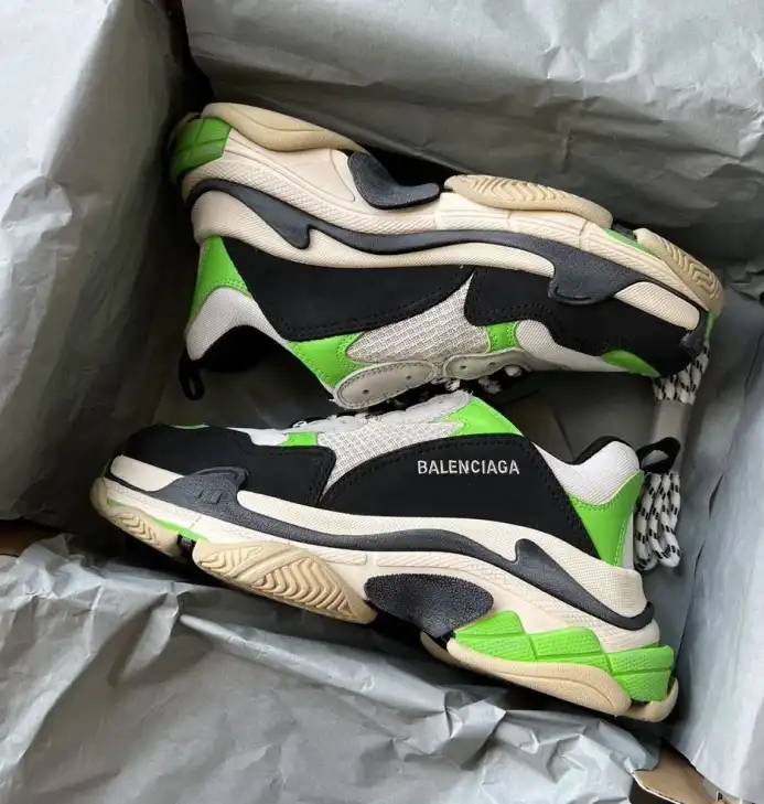 hype Balenciaga Sneakers