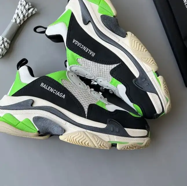 hype Balenciaga Sneakers