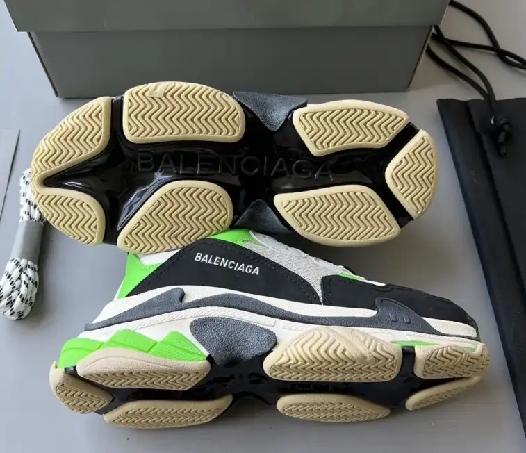 hype Balenciaga Sneakers