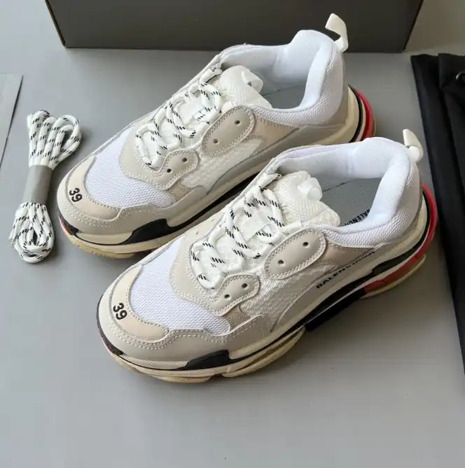 hype Balenciaga Sneakers