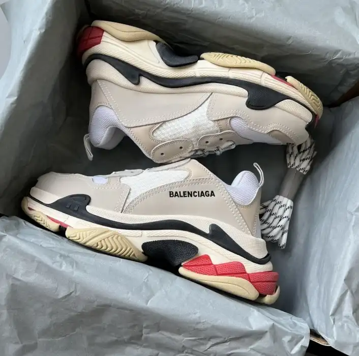 hype Balenciaga Sneakers