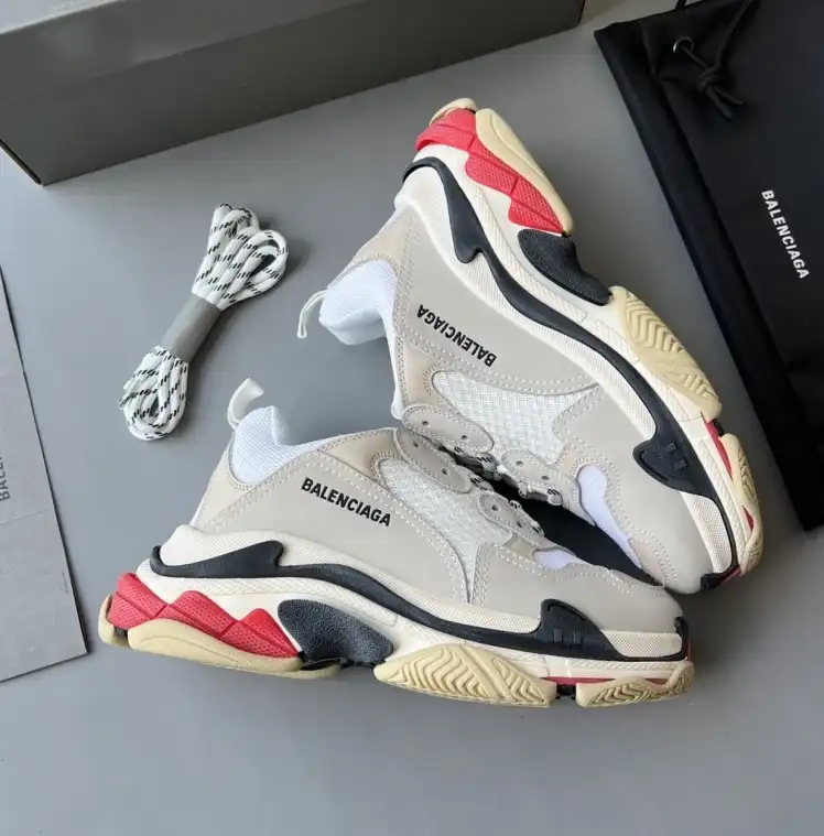 hype Balenciaga Sneakers