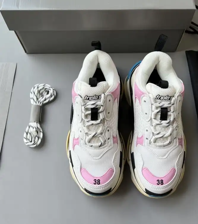 hype Balenciaga Sneakers