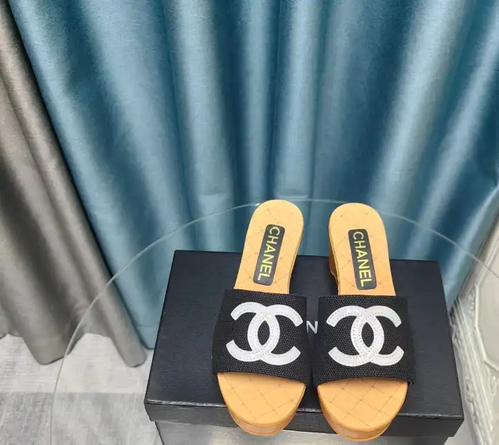 hype Chanel Slippers