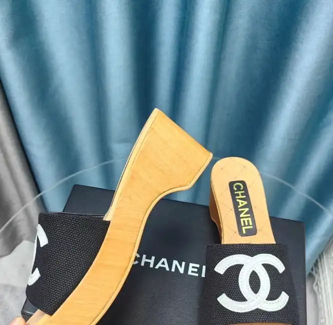 hype Chanel Slippers