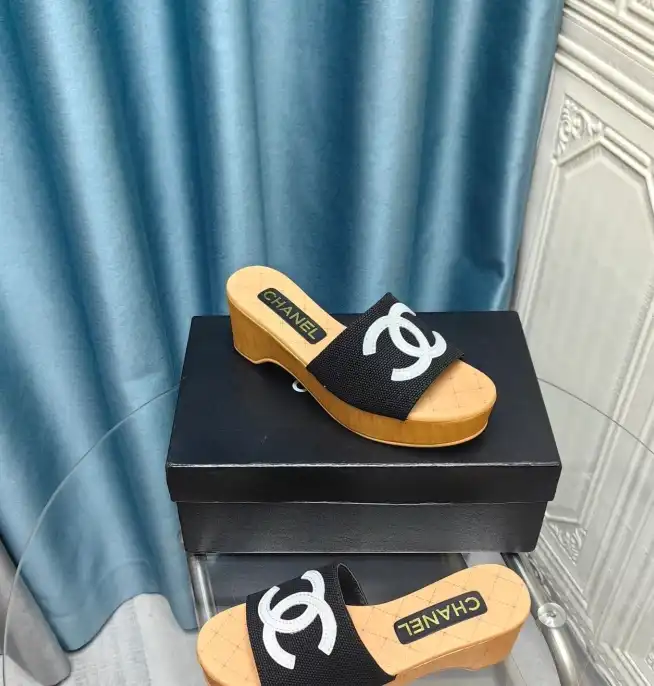 hype Chanel Slippers