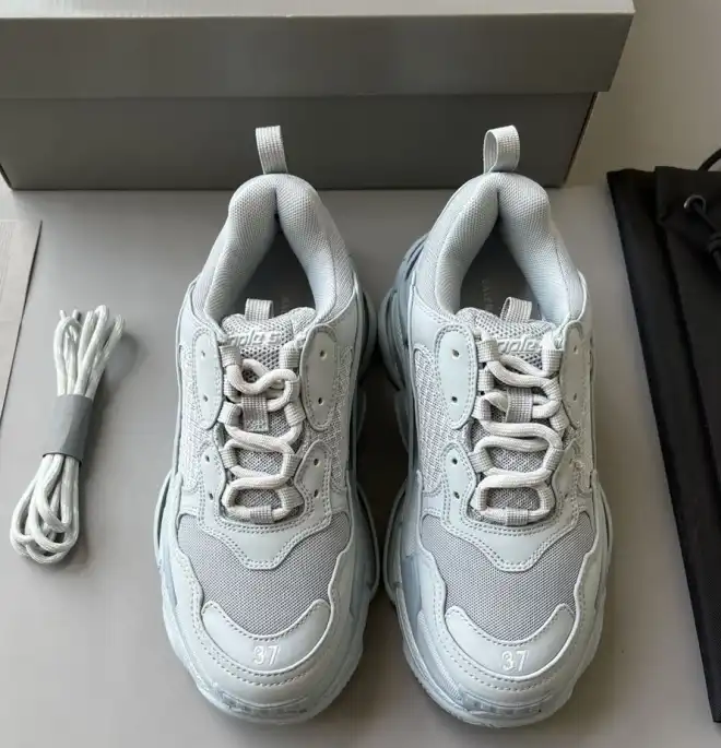 hype Balenciaga Sneakers