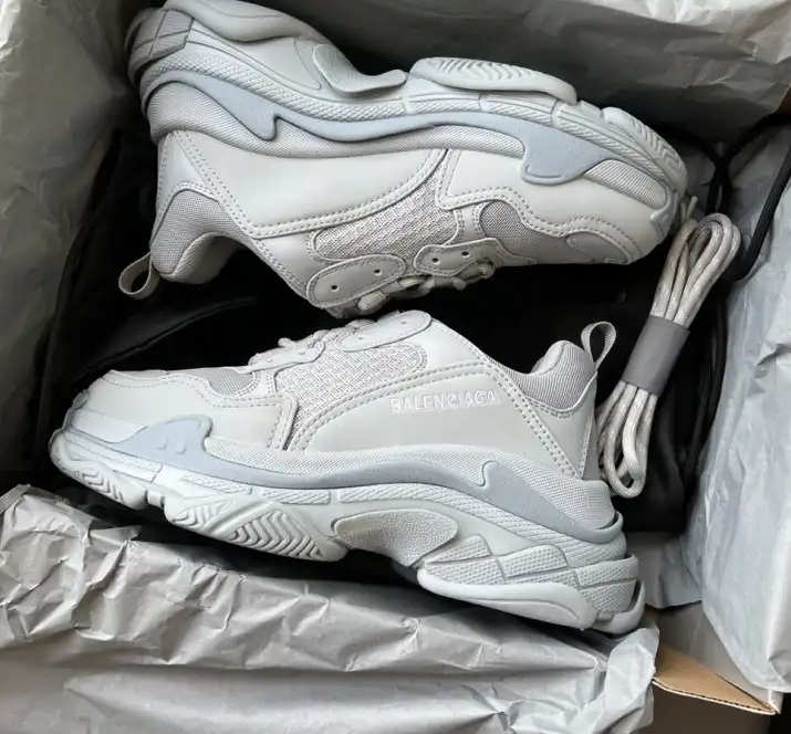 hype Balenciaga Sneakers