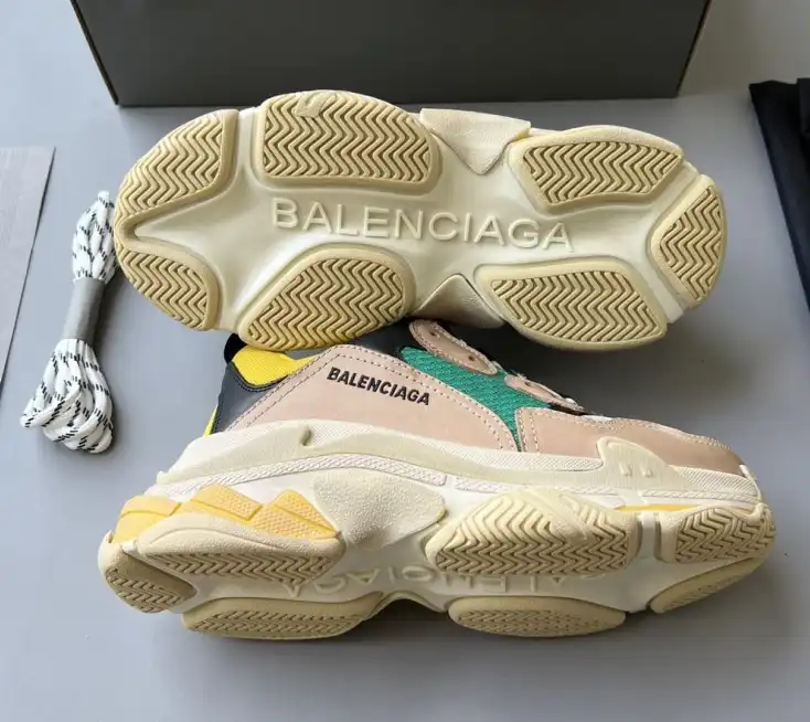 hype Balenciaga Sneakers