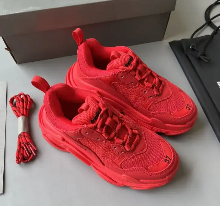 hype Balenciaga Sneakers