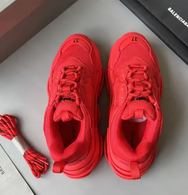 hype Balenciaga Sneakers