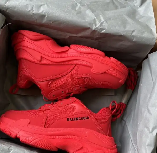 hype Balenciaga Sneakers