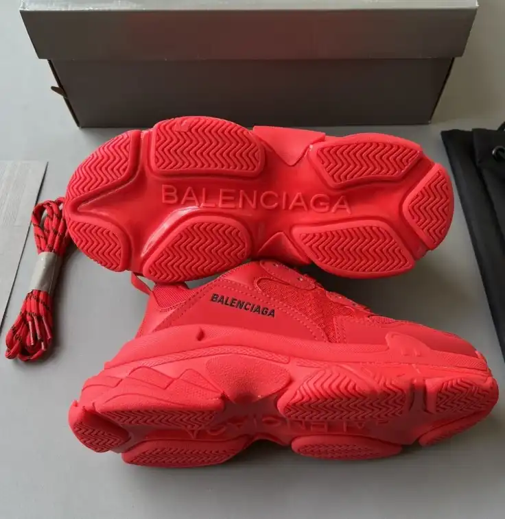 hype Balenciaga Sneakers