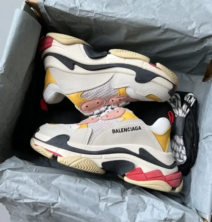 hype Balenciaga Sneakers