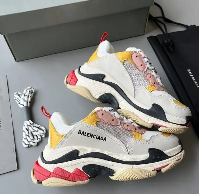 hype Balenciaga Sneakers