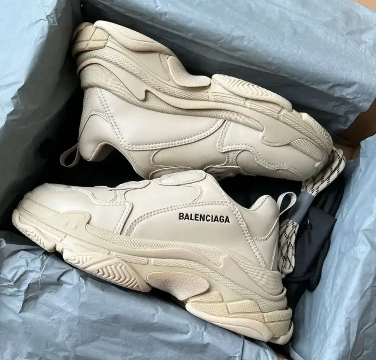 hype Balenciaga Sneakers