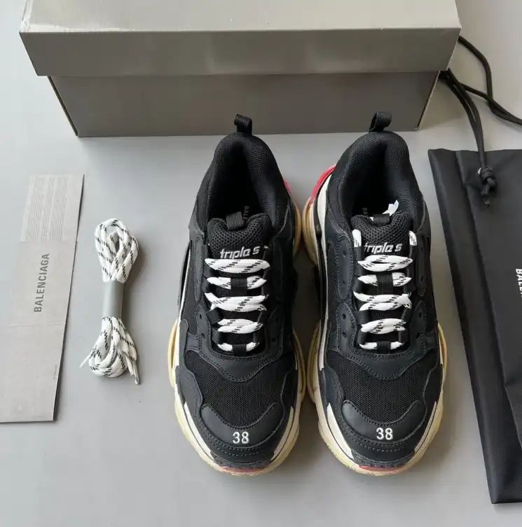 hype Balenciaga Sneakers