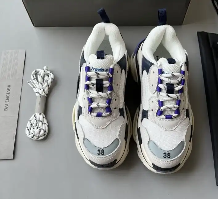 hype Balenciaga Sneakers