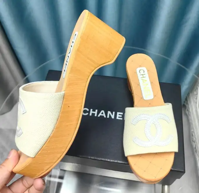 hype Chanel Slippers