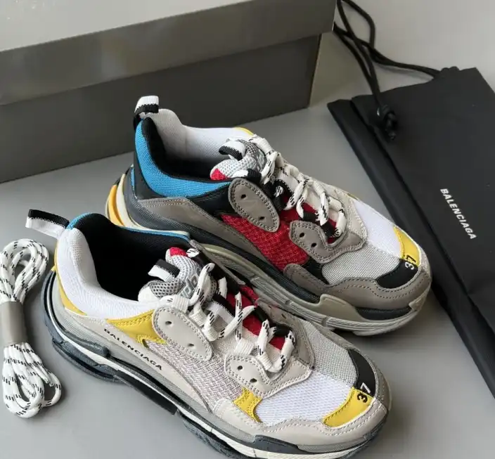 hype Balenciaga Sneakers