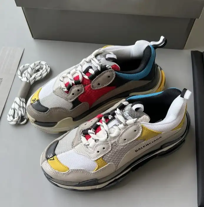 hype Balenciaga Sneakers