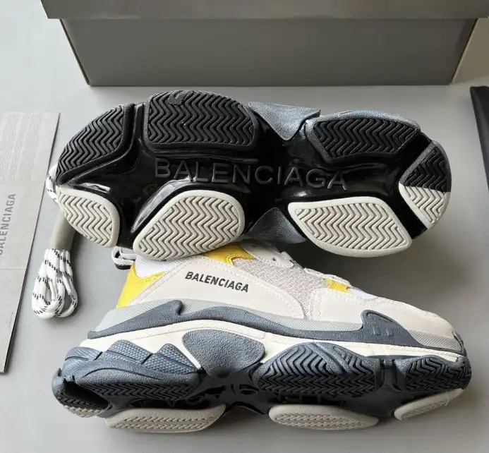 hype Balenciaga Sneakers