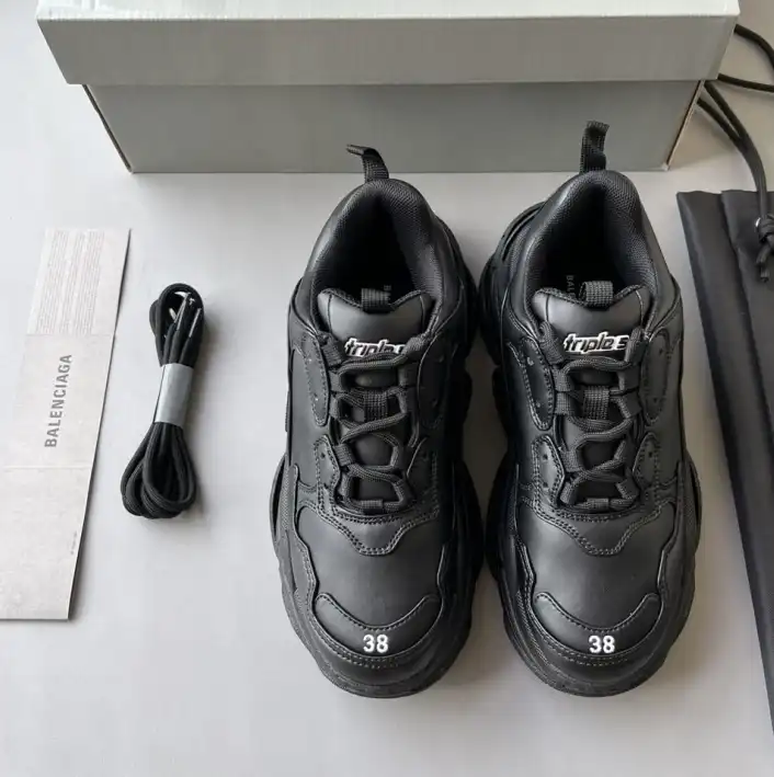 hype Balenciaga Sneakers