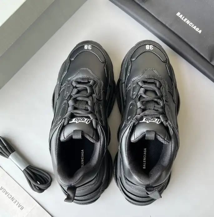 hype Balenciaga Sneakers