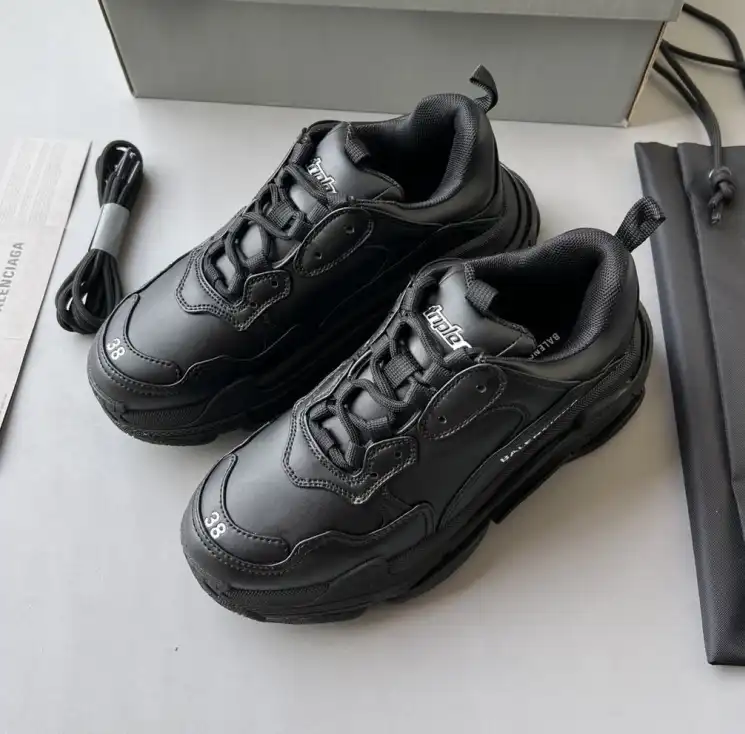 hype Balenciaga Sneakers