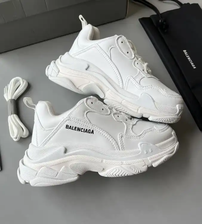 hype Balenciaga Sneakers