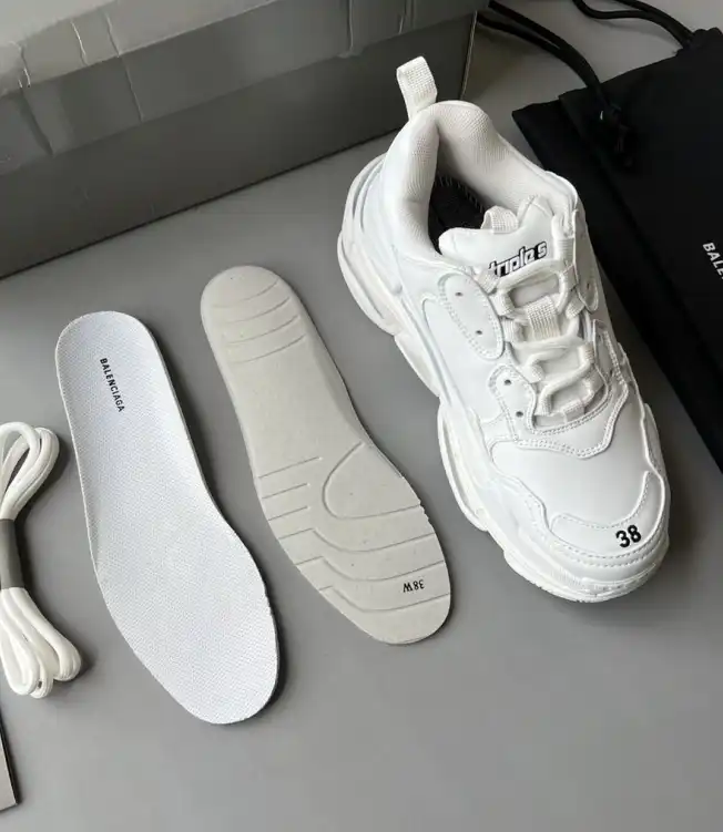 hype Balenciaga Sneakers