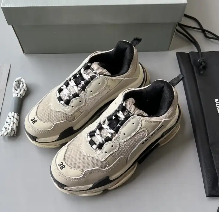 hype Balenciaga Sneakers