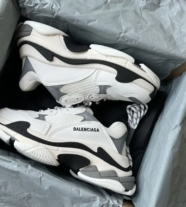 hype Balenciaga Sneakers