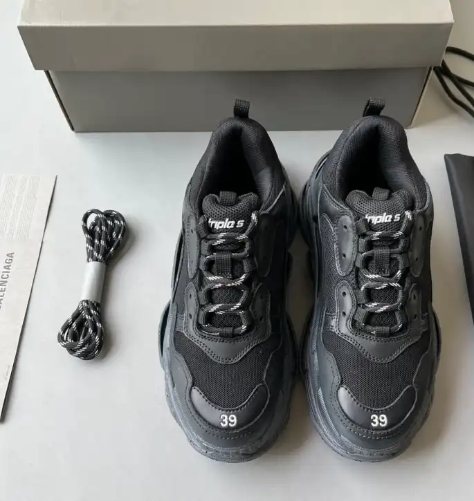 hype Balenciaga Sneakers