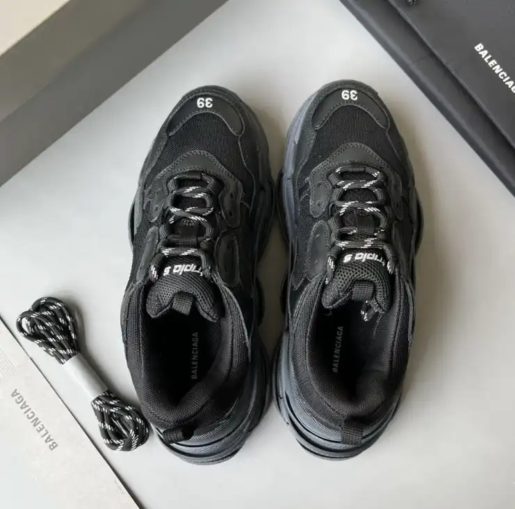 hype Balenciaga Sneakers