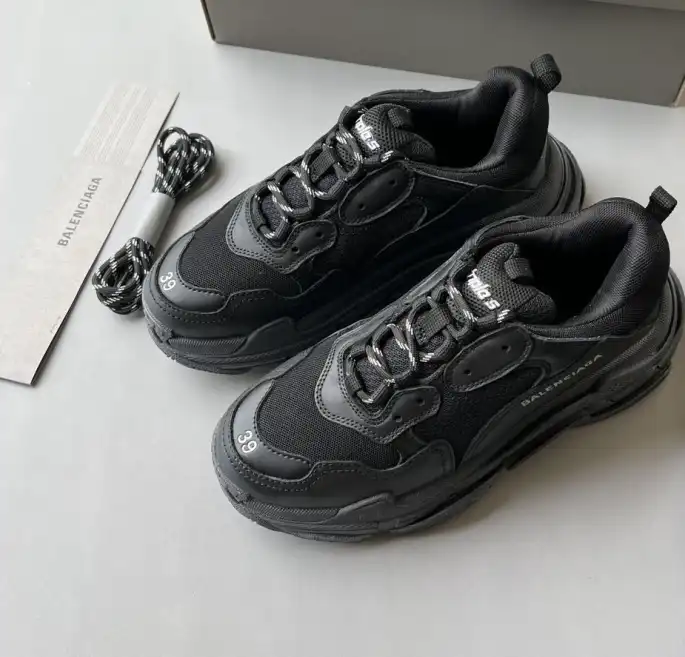 hype Balenciaga Sneakers