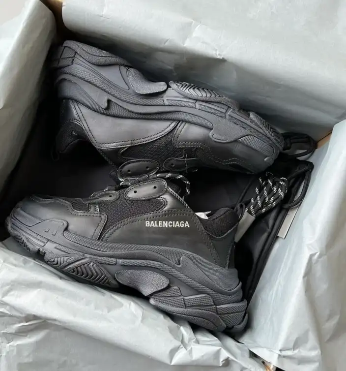 hype Balenciaga Sneakers