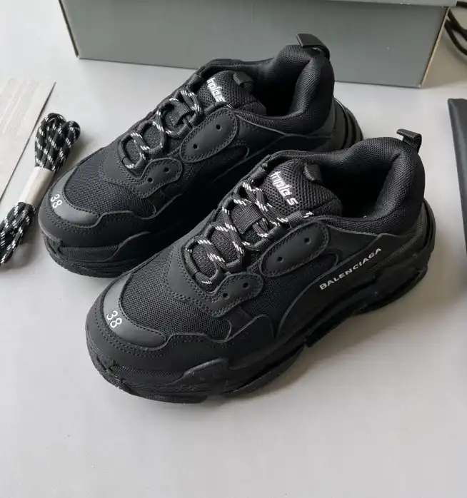 hype Balenciaga Sneakers