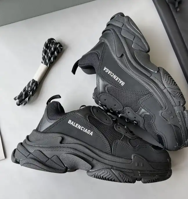 hype Balenciaga Sneakers