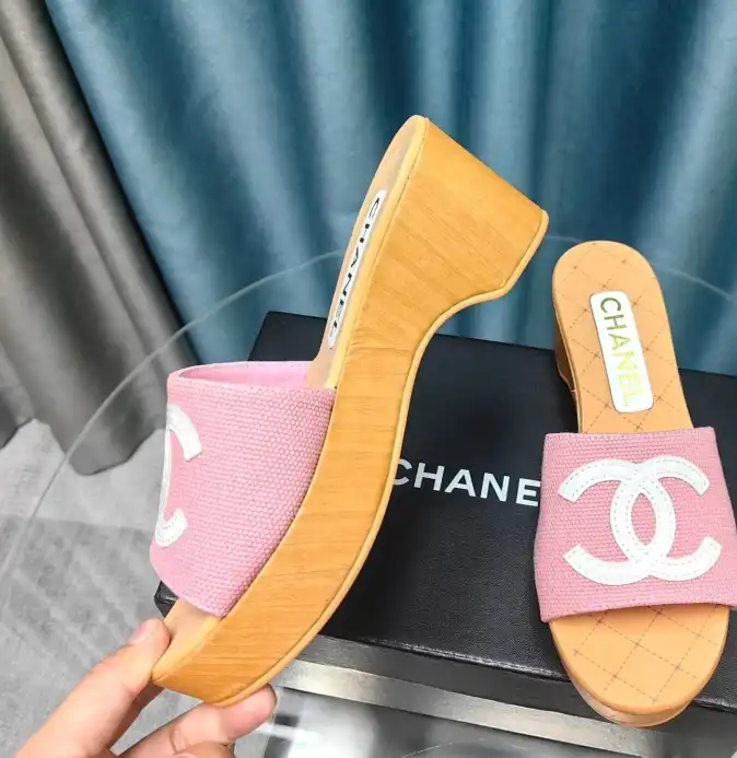 hype Chanel Slippers