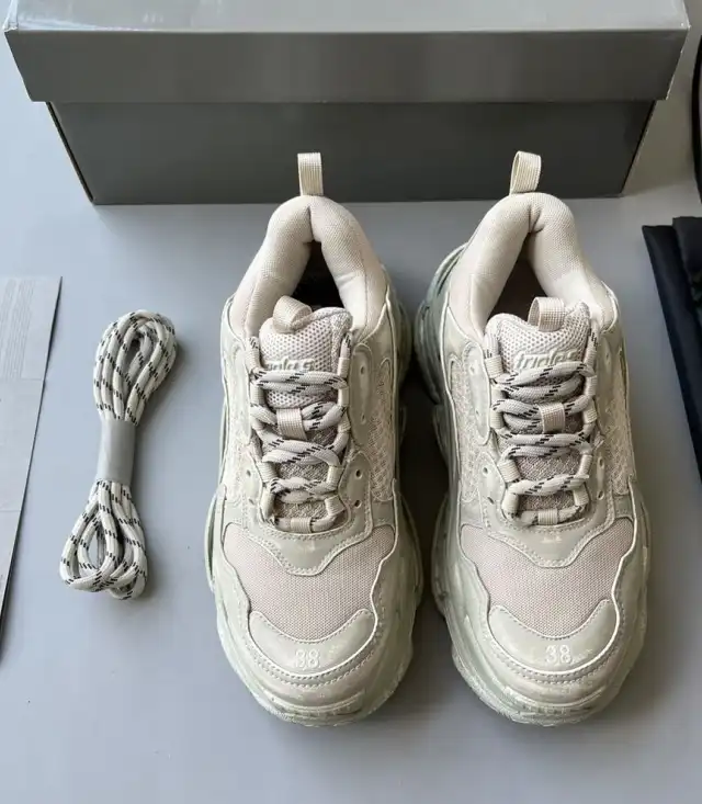 hype Balenciaga Sneakers