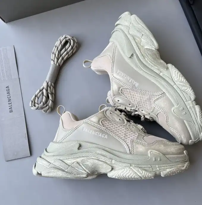 hype Balenciaga Sneakers