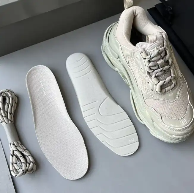 hype Balenciaga Sneakers