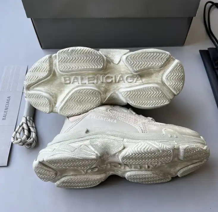 hype Balenciaga Sneakers