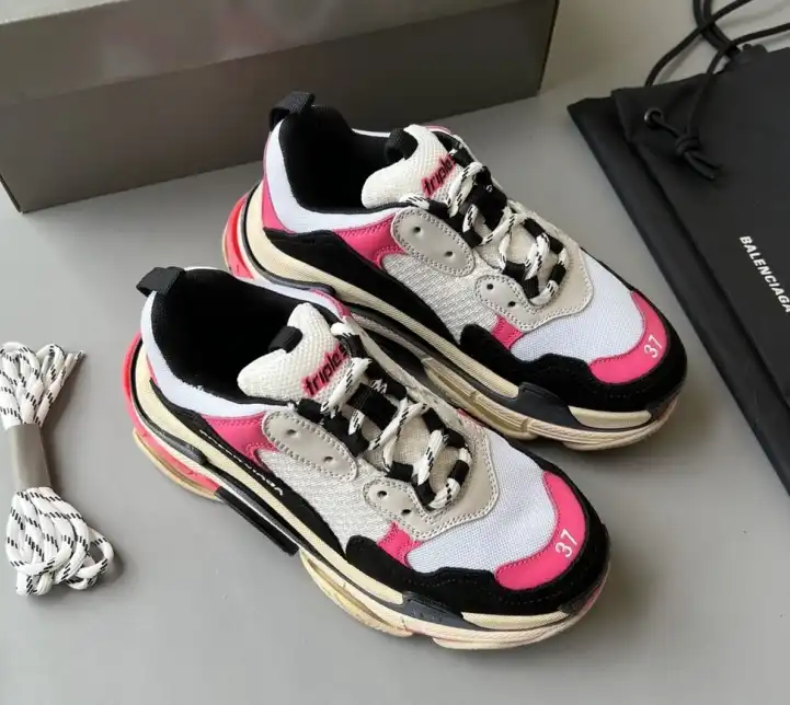 hype Balenciaga Sneakers