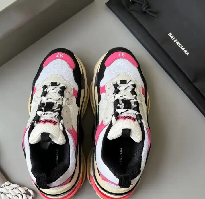 hype Balenciaga Sneakers