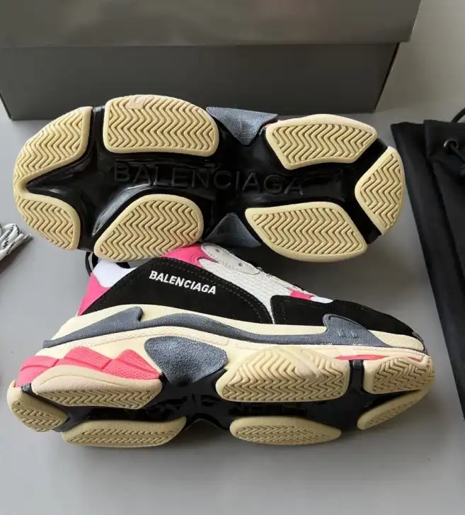 hype Balenciaga Sneakers