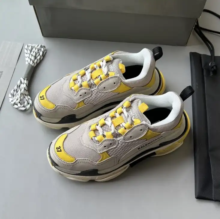 hype Balenciaga Sneakers