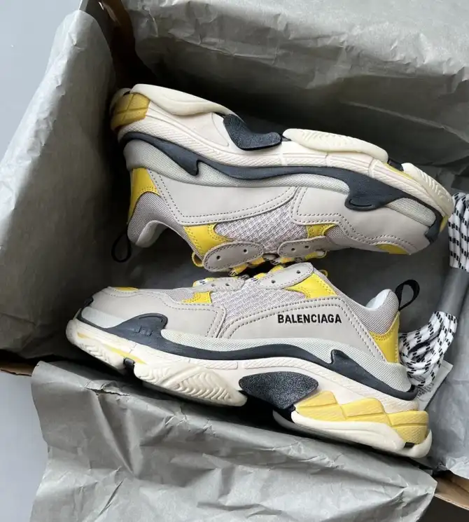 hype Balenciaga Sneakers